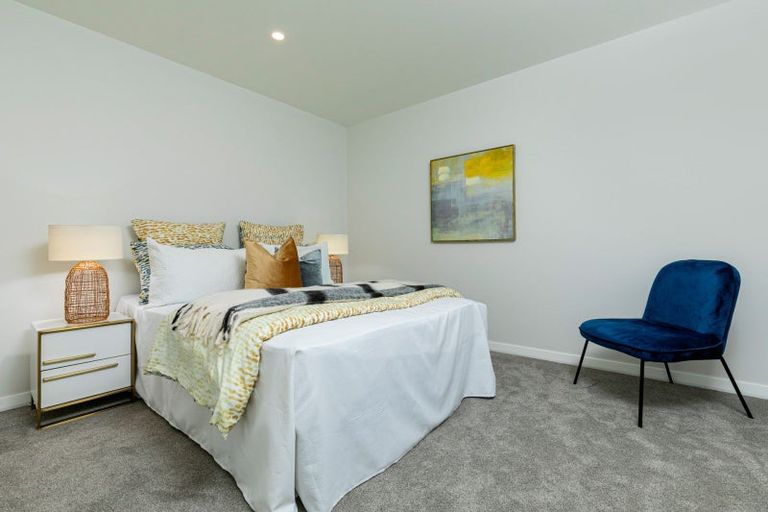 Photo of property in 167a East Coast Road, Castor Bay, Auckland, 0620