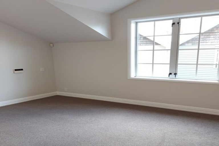 Photo of property in 64 Pipitea Street, Thorndon, Wellington, 6011