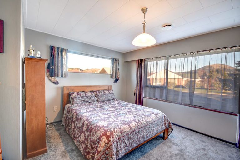 Photo of property in 17 Wickliffe Street, Mosgiel, 9024