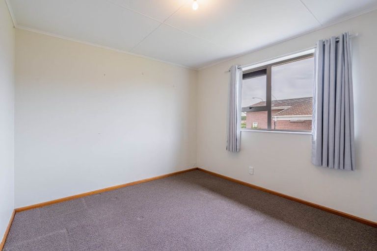 Photo of property in 67 Dunbeath Crescent, Kew, Invercargill, 9812