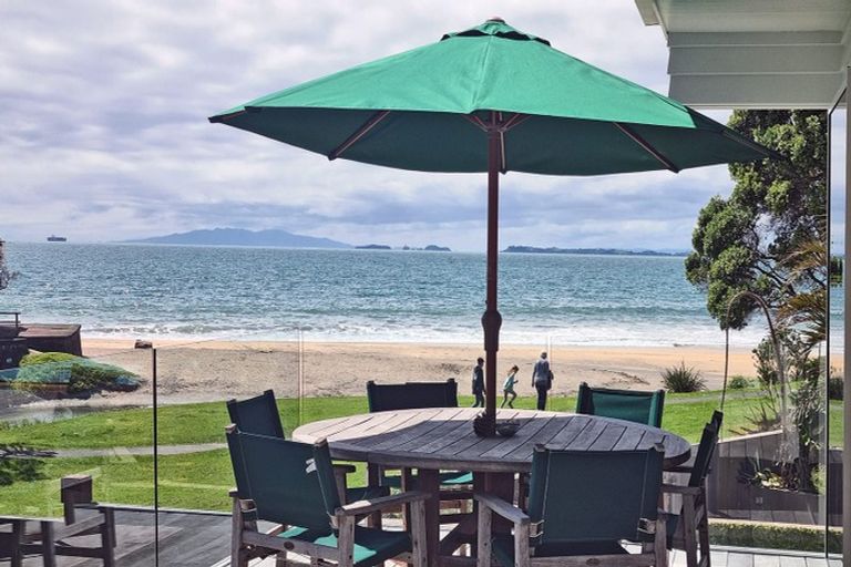 Photo of property in 16 Whitby Crescent, Mairangi Bay, Auckland, 0630