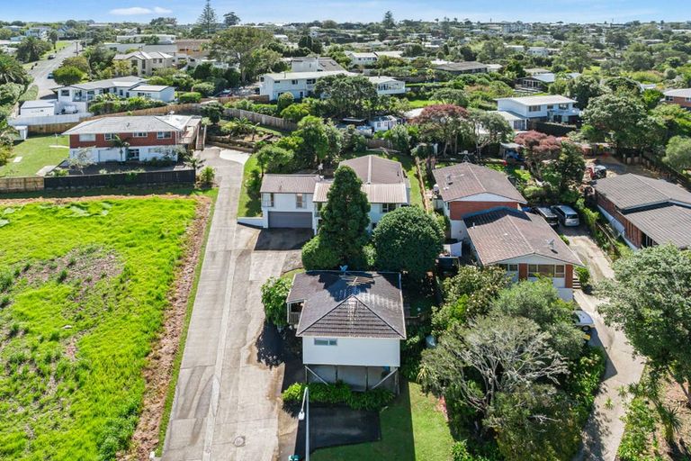 Photo of property in 23 Glamorgan Drive, Torbay, Auckland, 0630