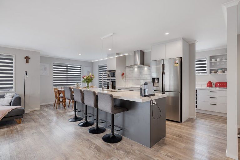 Photo of property in 9 Colpoma Close, Papamoa Beach, Papamoa, 3118