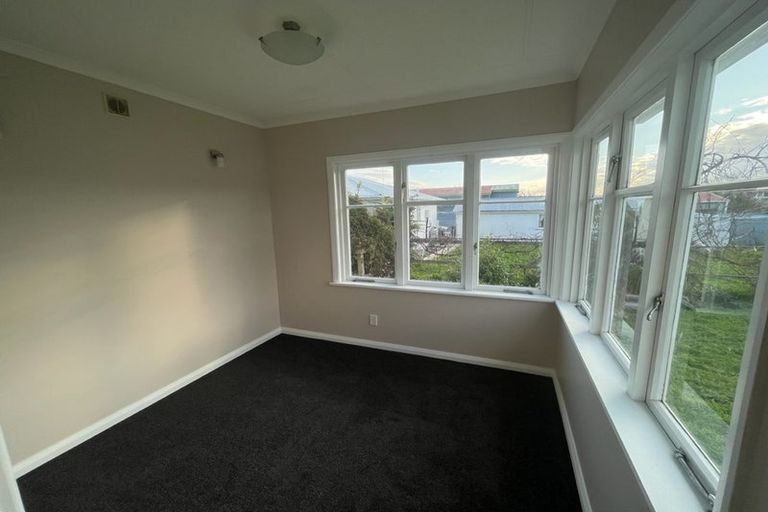 Photo of property in 9 Rata Street, Roslyn, Palmerston North, 4414