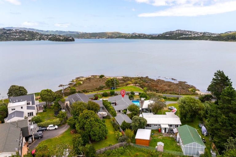 Photo of property in 7 Motukaraka Point, Pauatahanui, Porirua, 5381