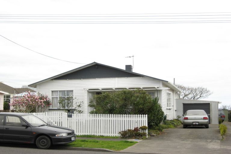 Photo of property in 60 Fitzroy Road, Fitzroy, New Plymouth, 4312