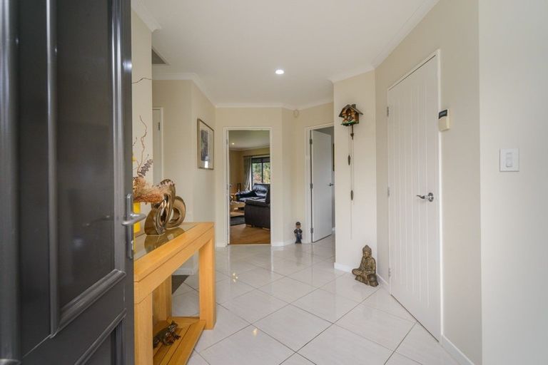 Photo of property in 25 Riverview Lane, Ashhurst, Palmerston North, 4470