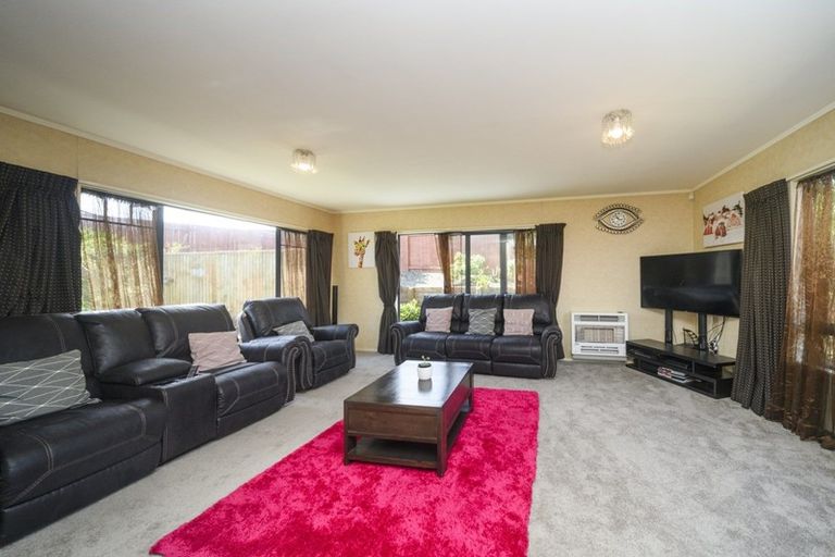 Photo of property in 12 Jordan Way, Kelvin Grove, Palmerston North, 4414