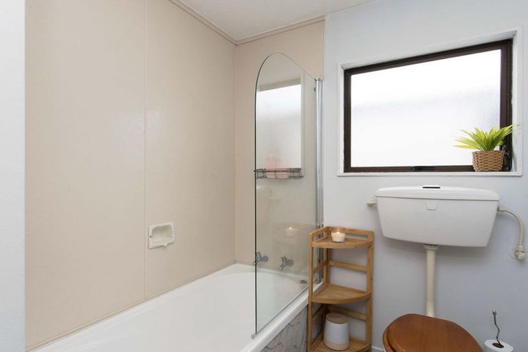 Photo of property in 1/64 Bayswater Crescent, Bromley, Christchurch, 8062