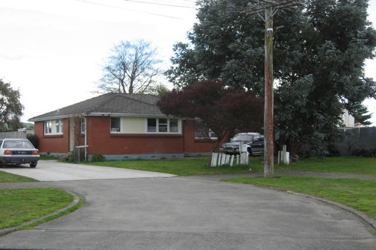 Photo of property in 24 Stuart Crescent, Masterton, 5810