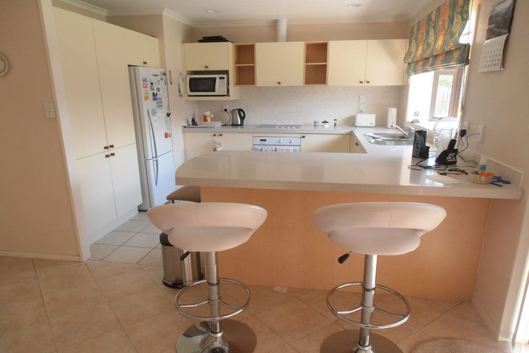 Photo of property in 7 Foxley Place, Burswood, Auckland, 2013