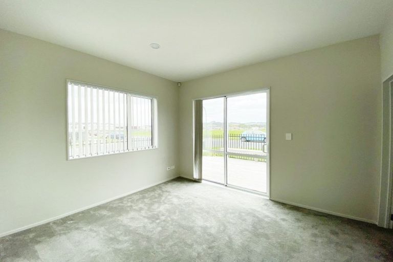 Photo of property in 75 Rosewell Crescent, Flat Bush, Auckland, 2019