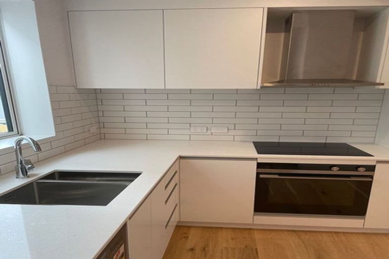 Photo of property in 5/30 Pirie Street, Mount Victoria, Wellington, 6011