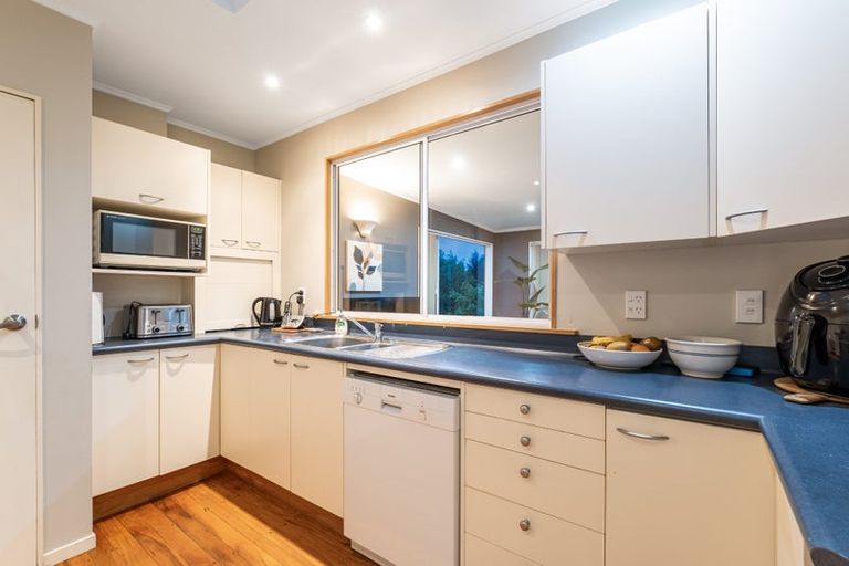 Photo of property in 66 Eskdale Road, Papakowhai, Porirua, 5024