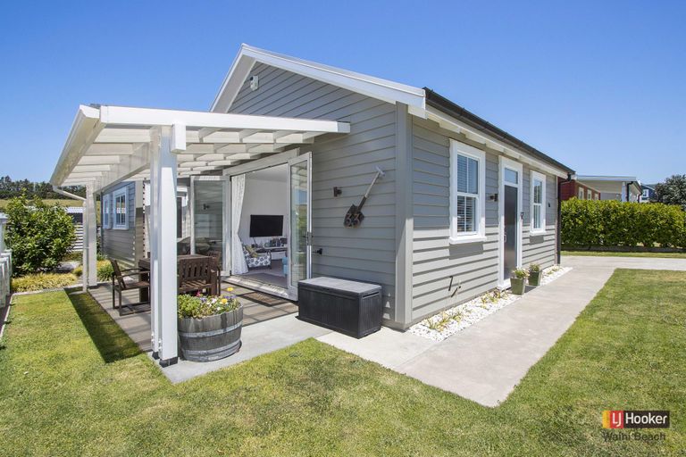 Photo of property in 33 Ocean Breeze Drive, Waihi Beach, 3611