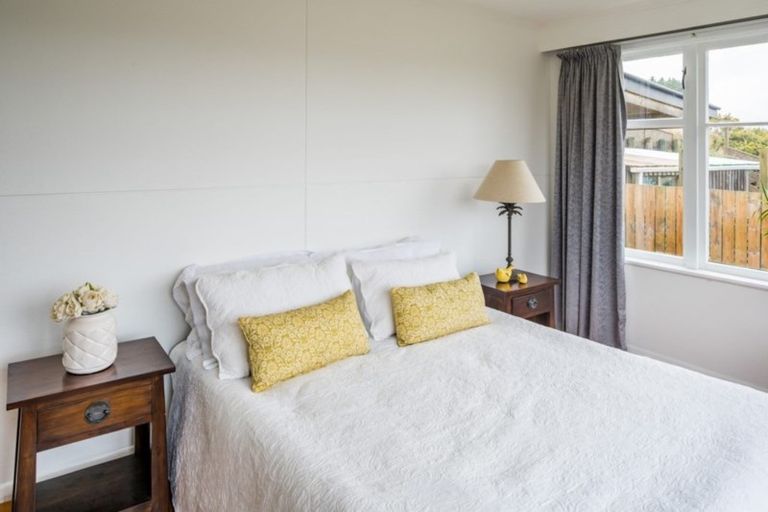 Photo of property in 12 Owhiti Street, Titahi Bay, Porirua, 5022