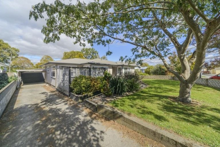 Photo of property in 48 Duff Crescent, Highbury, Palmerston North, 4412