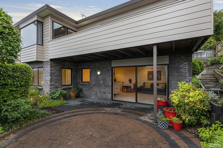 Photo of property in 2/28 Mark Edward Drive, Half Moon Bay, Auckland, 2012
