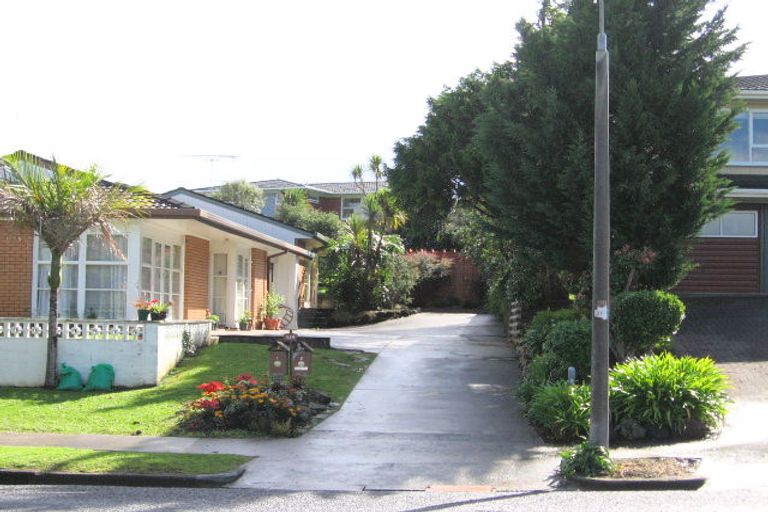 Photo of property in 2/139 Clovelly Road, Bucklands Beach, Auckland, 2012