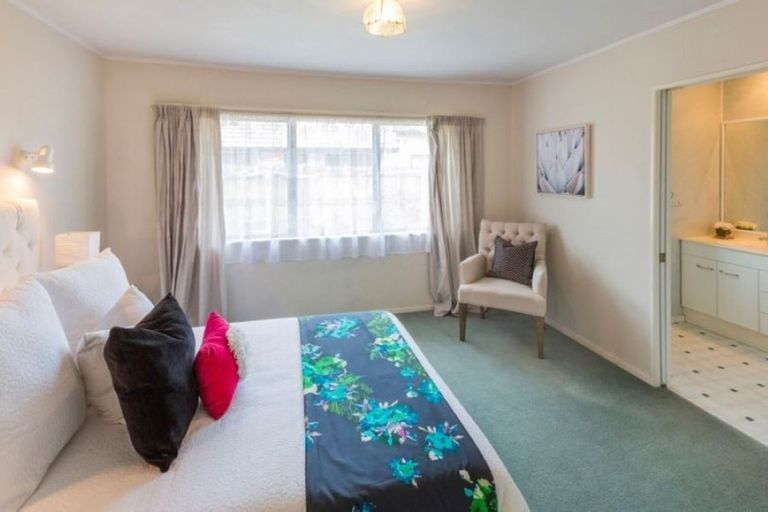 Photo of property in 30 Rathmar Drive, Manurewa, Auckland, 2105