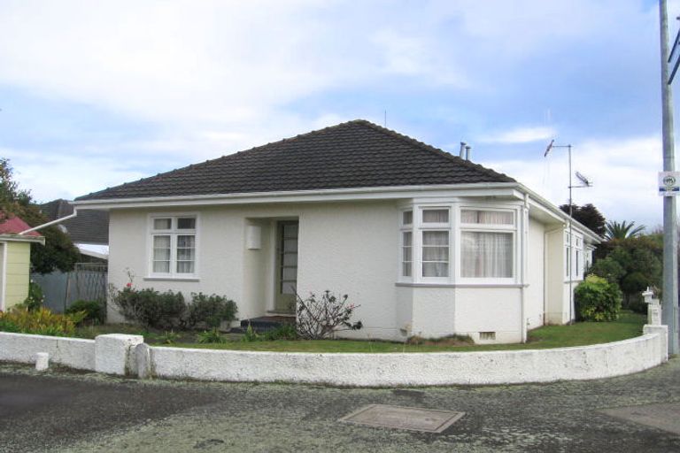 Photo of property in 58 Heretaunga Street, Palmerston North, 4414