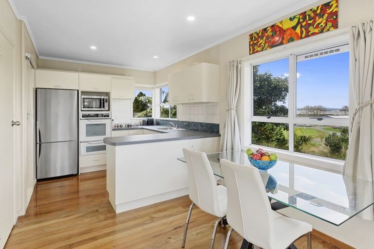 Photo of property in 10 Tanekaha Drive, Parahaki, Whangarei, 0112