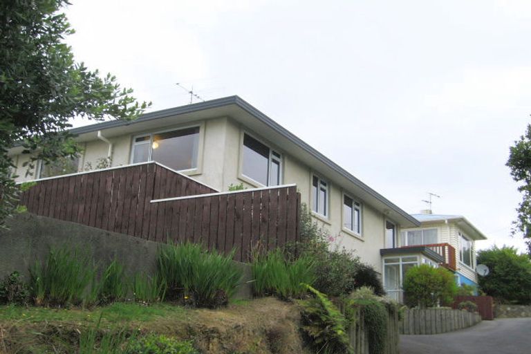 Photo of property in 63 The Drive, Tawa, Wellington, 5028