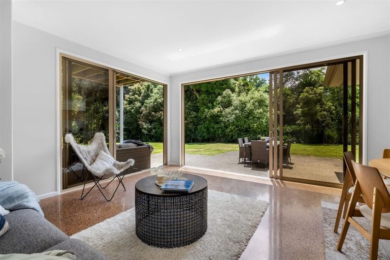 Photo of property in 18 Murray Way, Waimauku, 0812