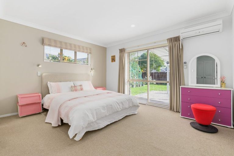 Photo of property in 33 Cate Road, Rototuna North, Hamilton, 3210