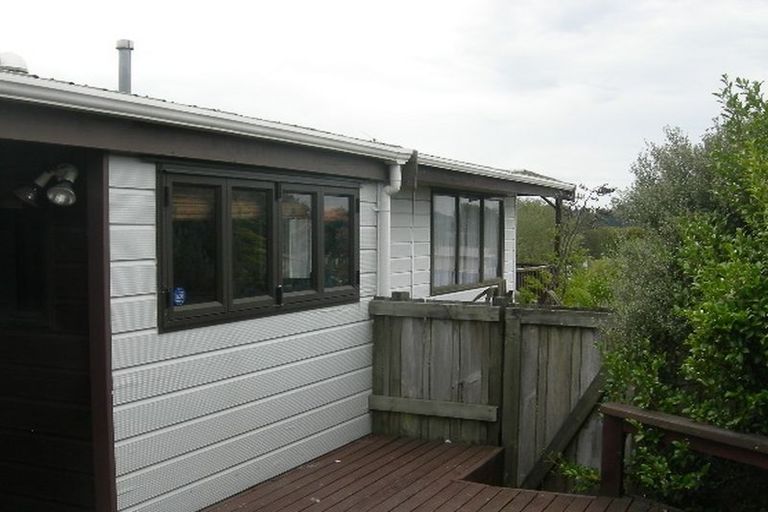 Photo of property in 21 Burton Place, Owhata, Rotorua, 3010