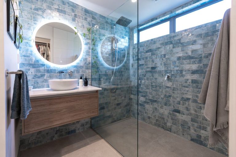 Photo of property in 6 Pine Ridge Terrace, Waikanae Beach, Waikanae, 5036