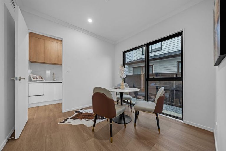 Photo of property in 34 Emerald Avenue, Rosehill, Papakura, 2113