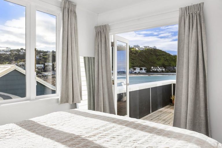 Photo of property in 82 Owhiro Bay Parade, Owhiro Bay, Wellington, 6023