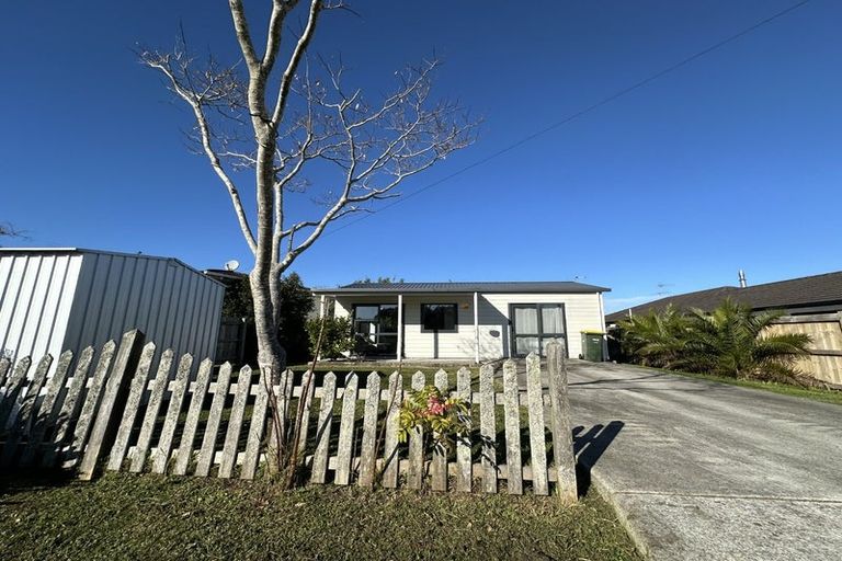 Photo of property in 19 Fourth View Avenue, Beachlands, Auckland, 2018
