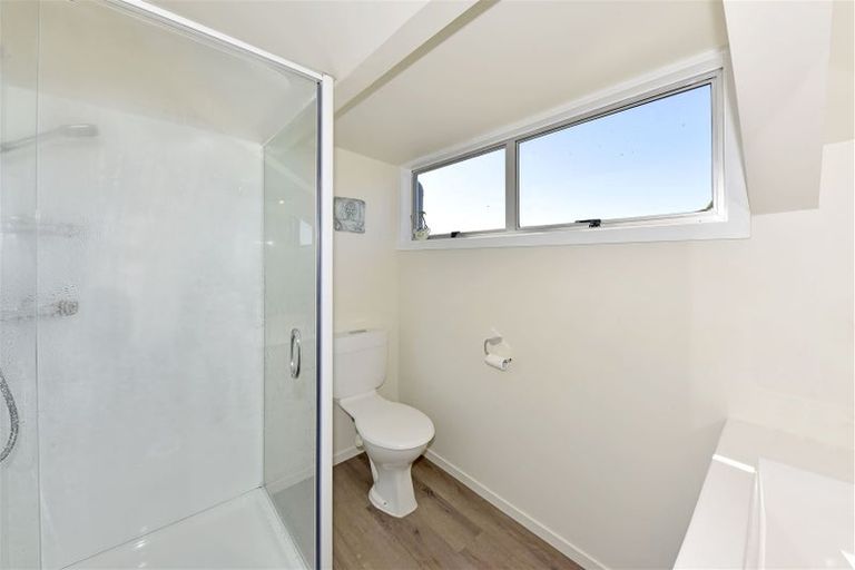 Photo of property in 7 Hannah Place, Redwood, Christchurch, 8051