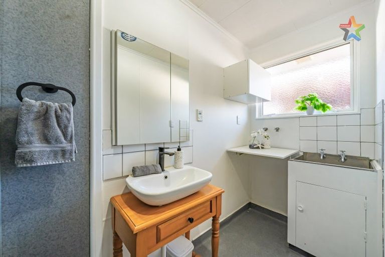 Photo of property in 2/43 Leighton Avenue, Waiwhetu, Lower Hutt, 5010