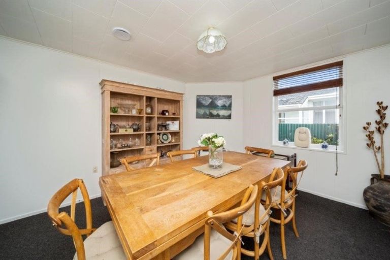 Photo of property in 13 Collins Street, Hawera, 4610