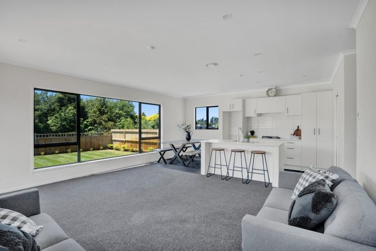 Photo of property in 11 Horoeka Street, Inglewood, 4330