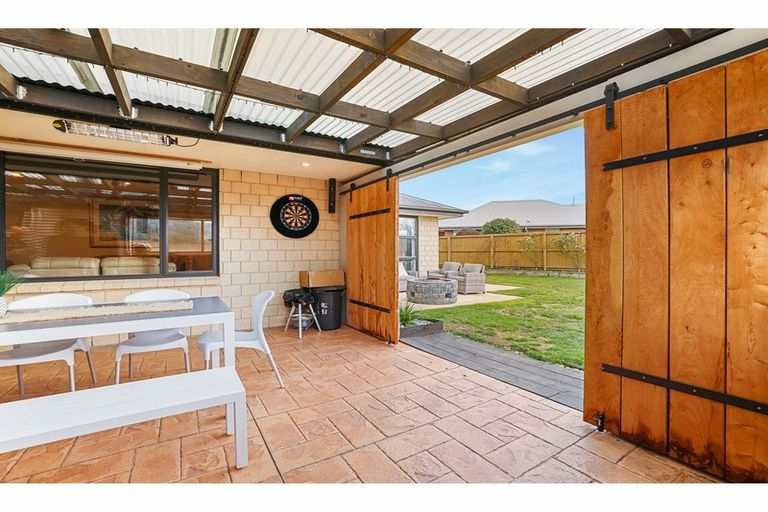 Photo of property in 4 Melville Crescent, Rolleston, 7614