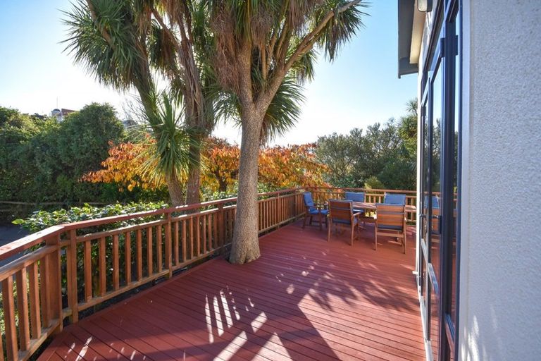 Photo of property in 12 Strathmore Crescent, Roslyn, Dunedin, 9010