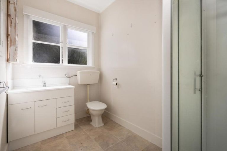 Photo of property in 35 Humariri Street, Point Chevalier, Auckland, 1022
