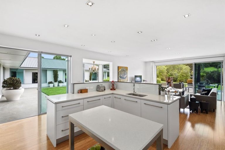 Photo of property in 40 Rautahi Terrace, Redvale, Albany, 0792