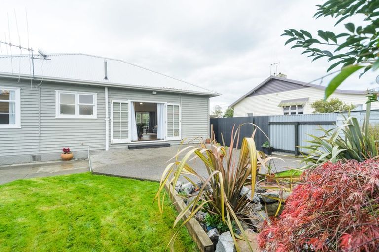 Photo of property in 99 Heretaunga Street, Palmerston North, 4414
