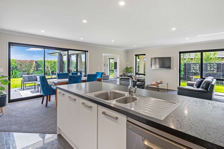 Photo of property in 27 Denimes Crescent, Rolleston, 7614