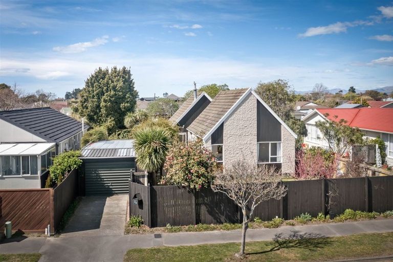 Photo of property in 26 Ashwood Street, Parklands, Christchurch, 8083