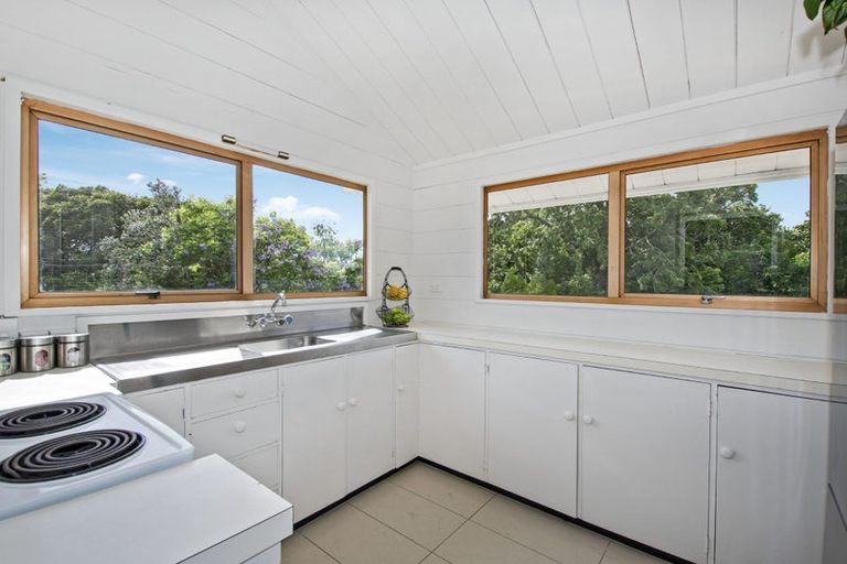 Photo of property in 6 Takahe Street, Tikipunga, Whangarei, 0112