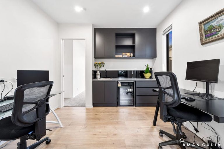 Photo of property in 90 Joshua Carder Drive, Hobsonville, Auckland, 0616