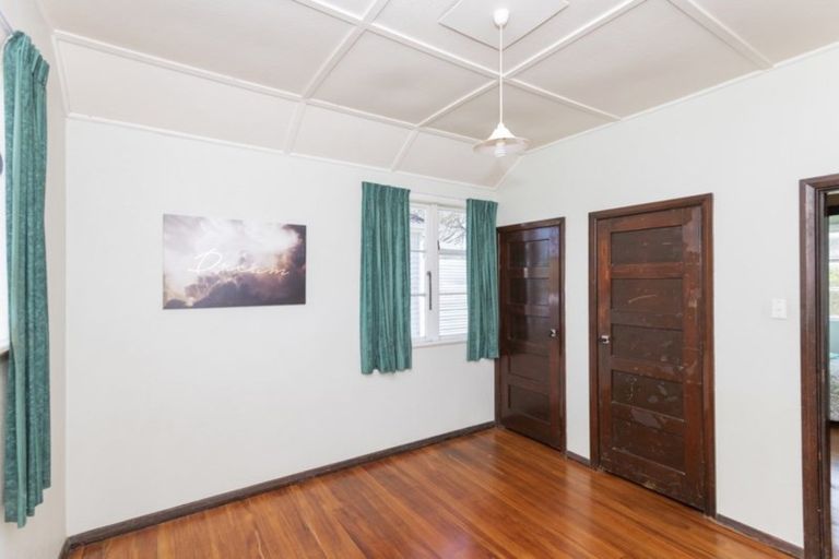 Photo of property in 6 De Lautour Road, Kaiti, Gisborne, 4010