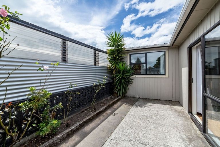 Photo of property in 100 Kuripuni Street, Kuripuni, Masterton, 5810