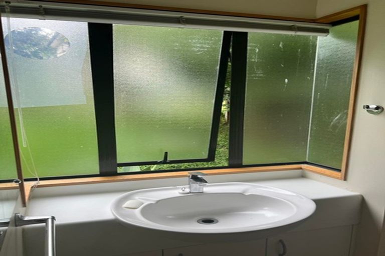 Photo of property in 6/96 William Bayes Place, Red Beach, 0932